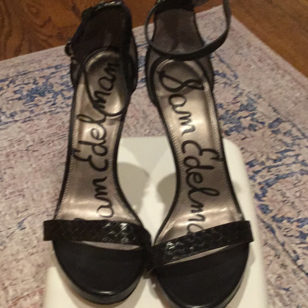 Sam Edelman black stiletto pumps size 8 worn once!